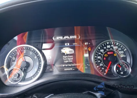 2023 Ram 1500 Big Horn/Lone Star z USA, uszkodzony, nr VIN 1C6SRFMT6PN660778